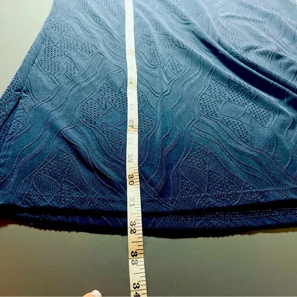 J Valdi Women’s Navy Blue 3/4 sleeve Swim Cover Up Size Medium - Picture 7 of 9